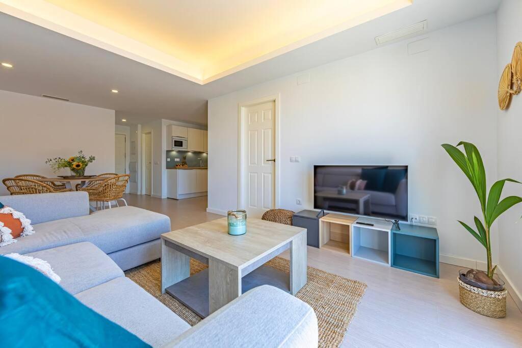 Apartment Ventura-centrico, Piscina, Balcon Wifi Y Parking *